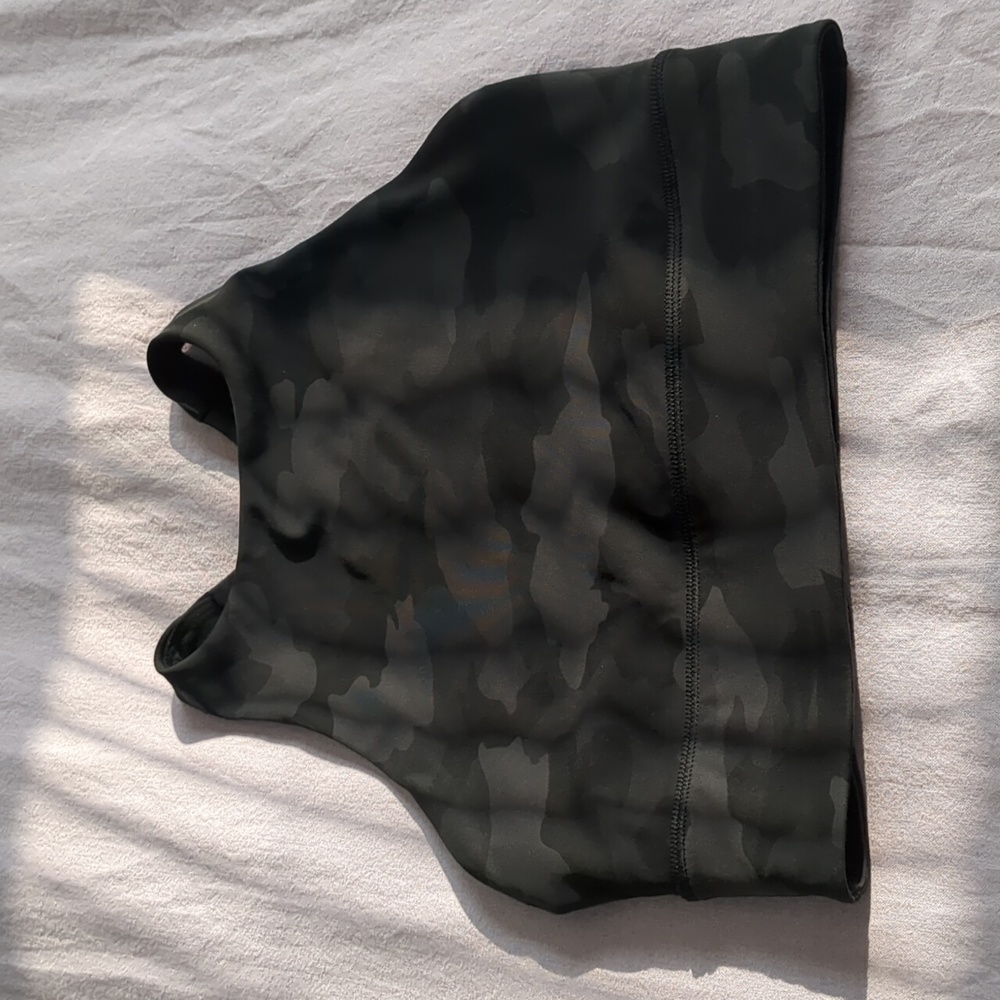 Lululemon Energy High Neck Bra Black Camo